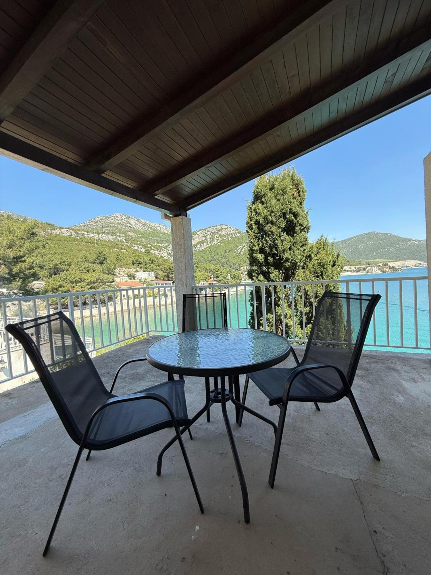 Blue Lagoon Studio Apartments Клек Екстер'єр фото
